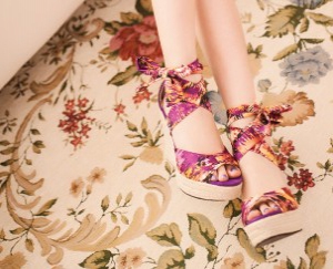 Purple Floral Print Wedge Shoes