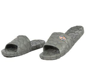  Anti-slip Slippers With Thick Soft Soles