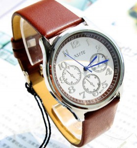 Classic casual leather watch