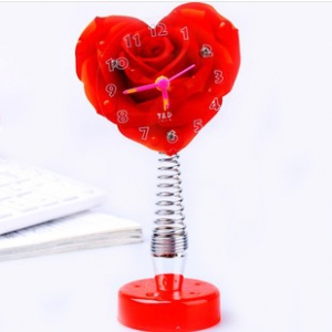 158062 Small floral heart table alarm clock