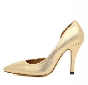 Gold pointed heels 
