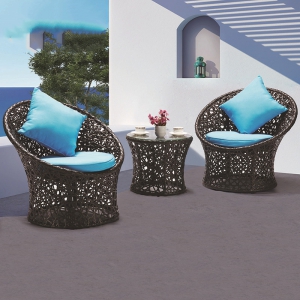 Preorder-outdoor table+chairs 